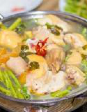 Lẩu ếch lá giang