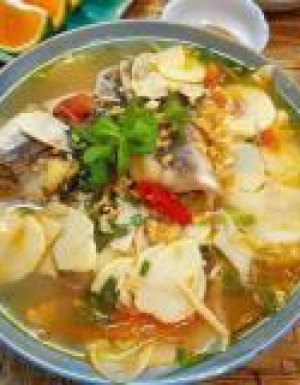 Lẩu cá hú măm chua/chua ngọt