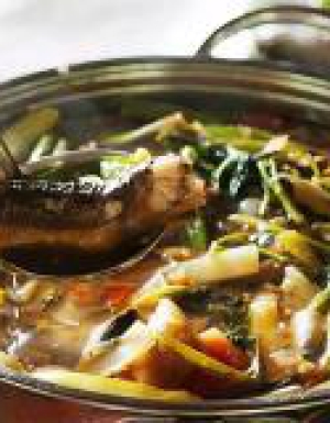 Lẩu lươn lá giang