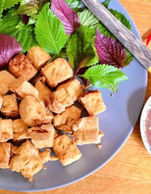 Đậu hủ chiên giòn mắm tôm