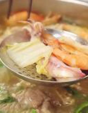 Nước lẩu ngọt thêm