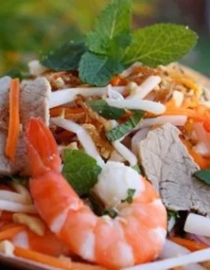 Gỏi ngó sen tôm thịt