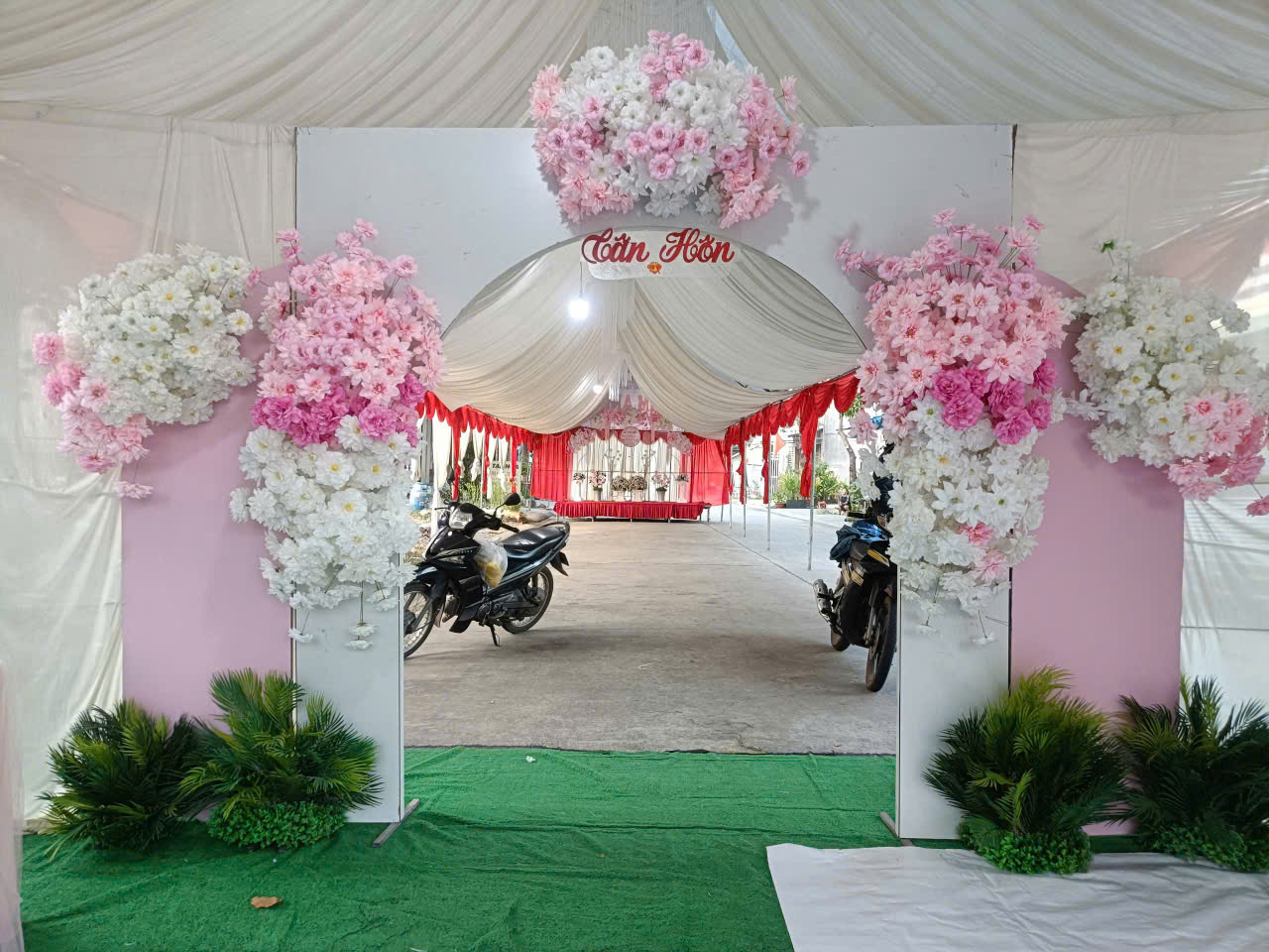 cổng rạp tân hôn 